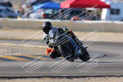 media/Dec-18-2022-SoCal Trackdays (Sun) [[8099a50955]]/Turn 2 (950am)/